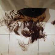 年末することは髪を切ること！！