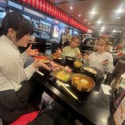 アシスタント食事会！