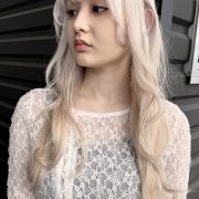 フロントスタッフ