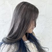 ミルクティーグレイ×インナーブルー